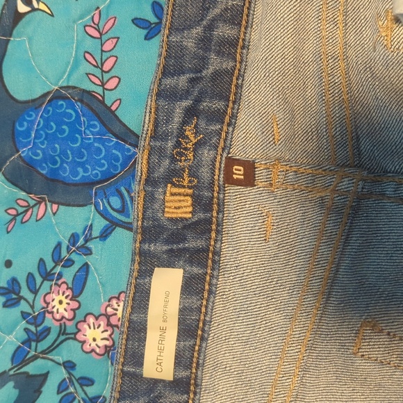 Kut from the Kloth Catherine Boyfriend 10 distressed - Picture 9 of 13